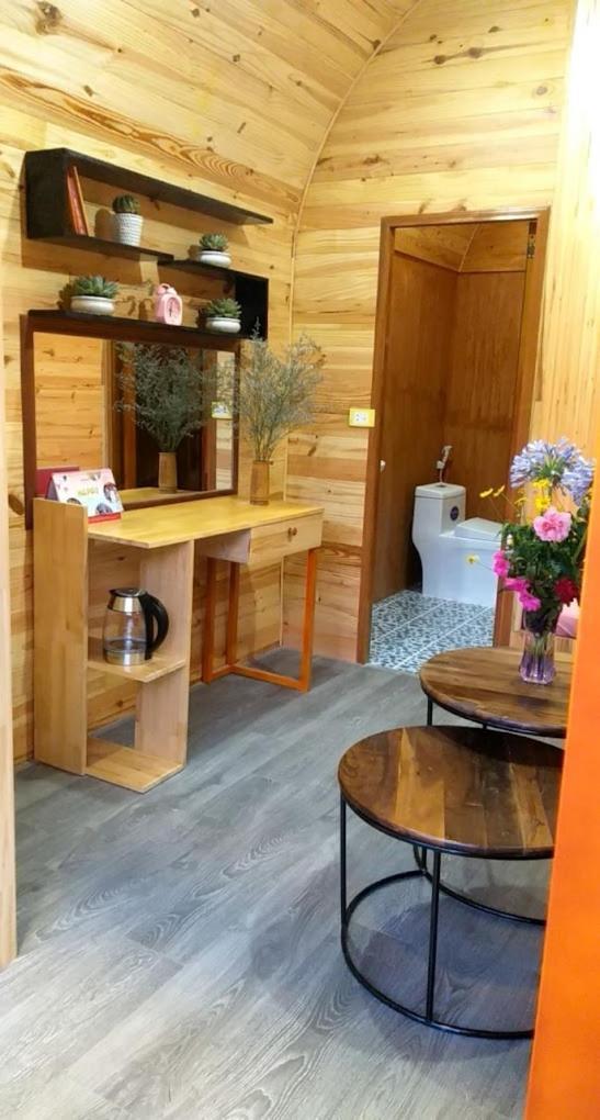 Nhà ở miền quê Lily *
